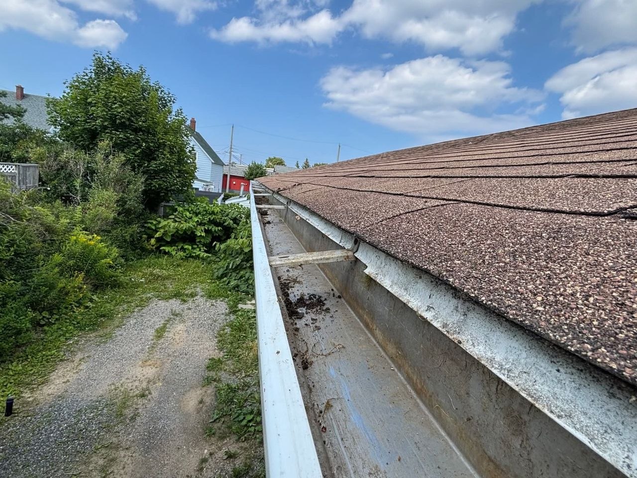 Gutter after cleaning